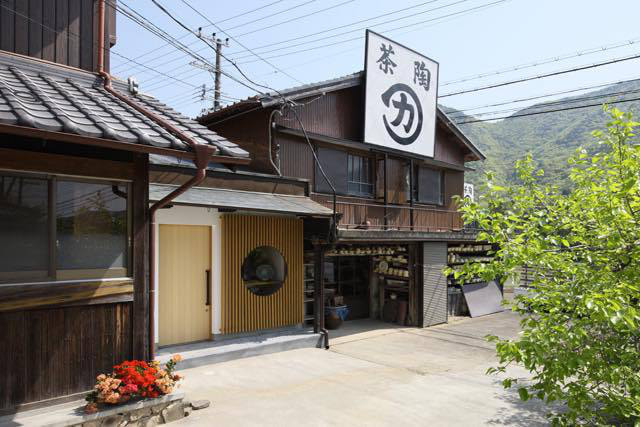 th_w-maruka_001.jpg